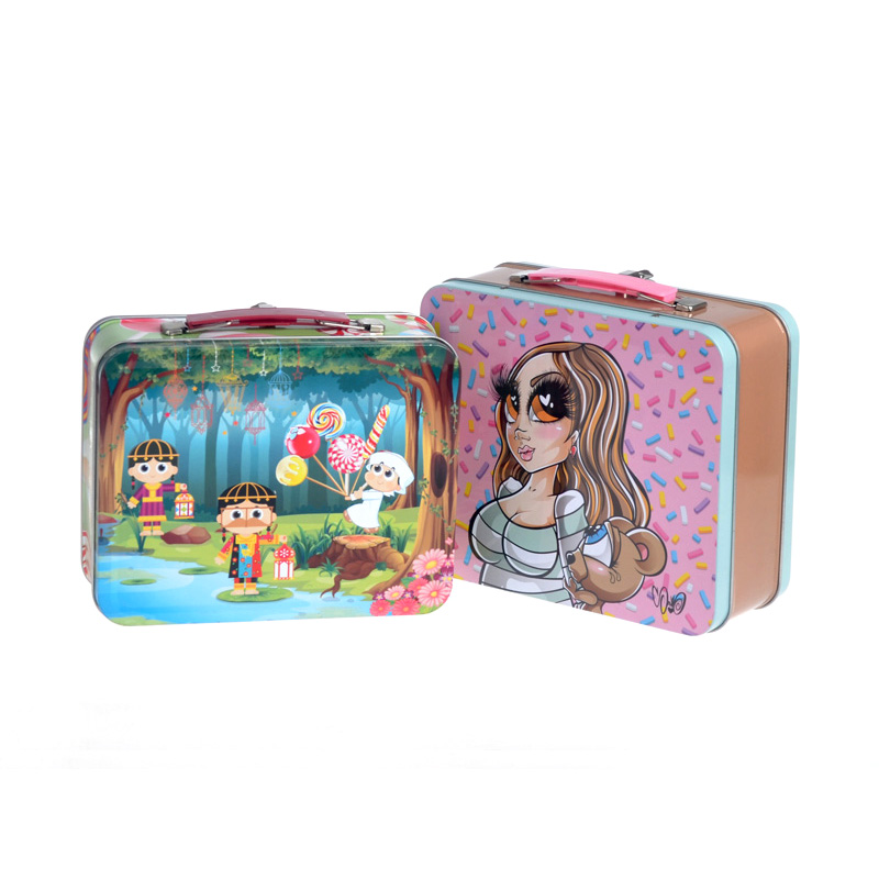 Large lunch tin box